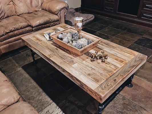 Reclaimed wood coffee table - accent your living room!