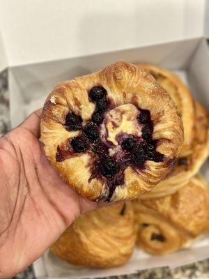 Blueberry  cheese tart