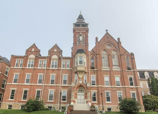 The Academy at Sinsinawa Senior Apartments