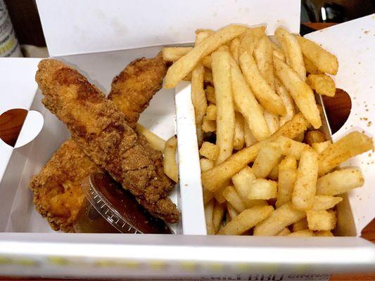 Combo chicken tenders w/bbq dipping sauce and regular fries w/bbq seasoning. Must eat when hot.