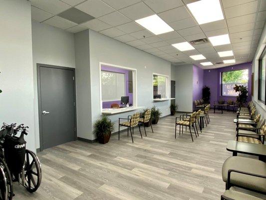 Suburban Medical Group - Bolingbrook Walk-In Clinic - Waiting Room