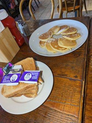 Silver dollar pancakes and whole wheat toast