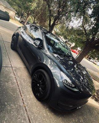 Tesla model y