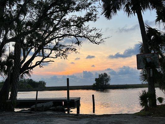 Boat ramp within a very short walking distance, to Salt Creek Restaurant.