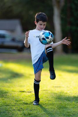 A fun and effective, technically oriented training program for soccer athletes and parents.