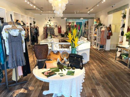 For over 30 years, NUAGE BLEU has been Maui's premiere lifestyle boutique for all your latest fashion trends!