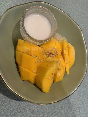 Mango sticky rice