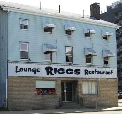 Riggs Lounge