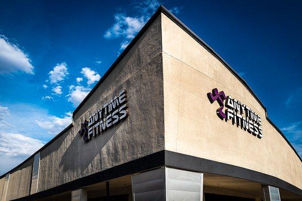 Anytime Fitness on the SE corner of Stapley and McKellips