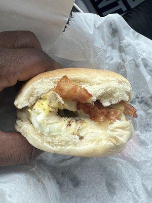 Breakfast sandwich