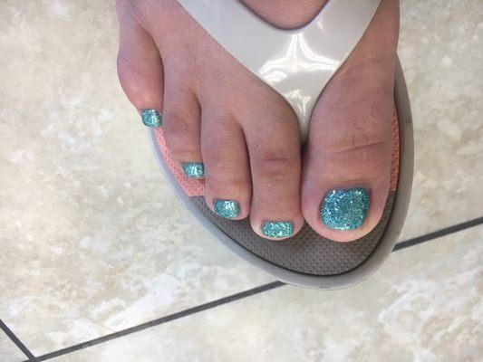 Gel pedicure