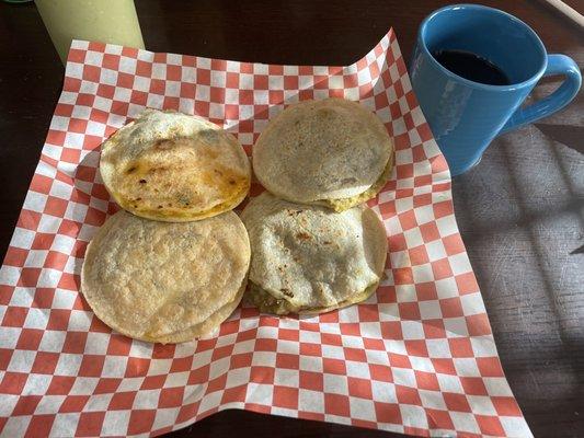 El unico restaurante super original de mexico,cafe siempre tienen a todas horas,todo muy delicioso