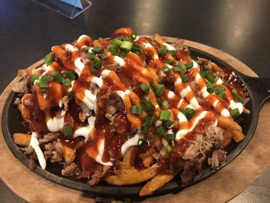 Loaded fries ( pulled pork !!!!!