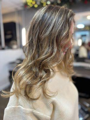 Balayage, highlights, haircut, haircut with layers, face frame, toner, glaze