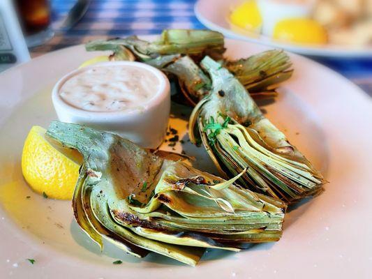 Grilled Artichoke - I didn't eat this but my other lunch companion said it was ok.