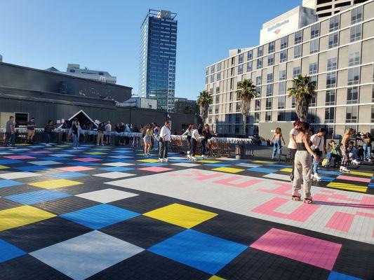 Skating rink