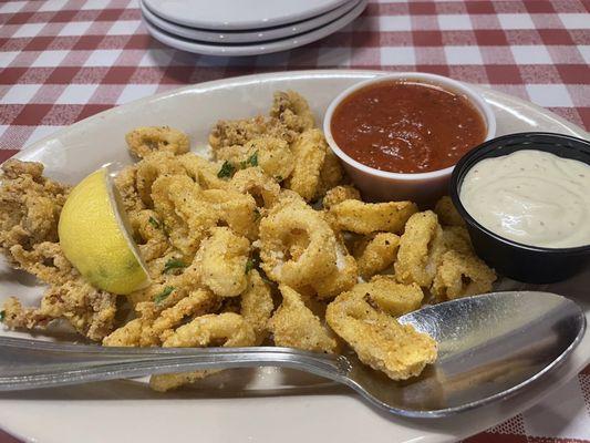 Fried Calamari.  Very tasty.  We ate it all!!