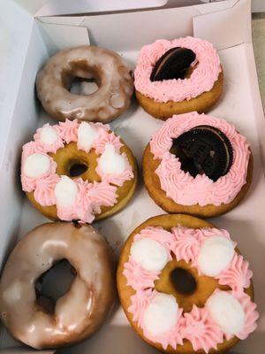 Valentine Doughnuts ~ Not Cloying like some brands ;) These were Delicious!