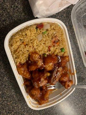 general tsos dinner special with fried rice and egg roll