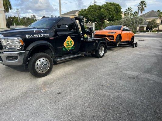 Lamborghini tow