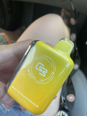 Geek Bar Pulse Vape: Grape  Lemon.