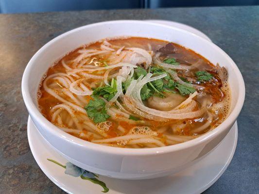 Bún bò Huế