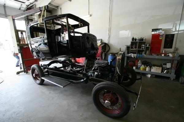 Setting Body on chassis of 1931 Model A