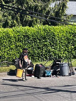 Bills Towing and TPD discriminating and illegally harassing a homeless man! Taking his only shelter in 85 degree weather.