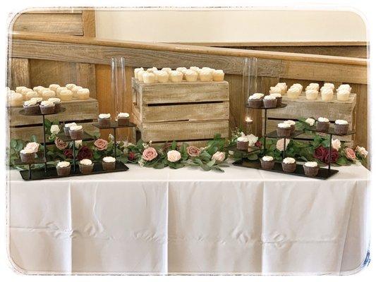 Cupcake Table