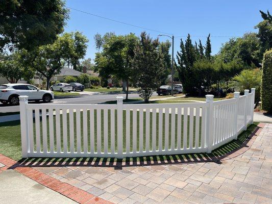 Driveway fence