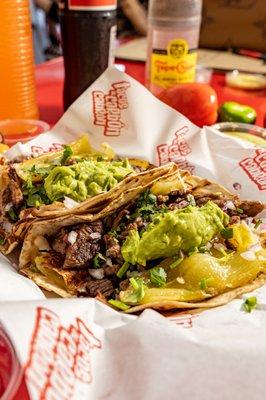 Tacos Al Carbón Cabrón