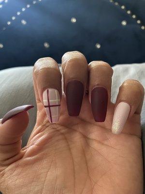 Matte nails