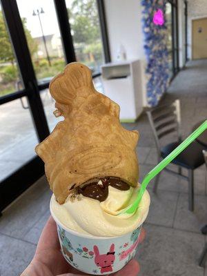 Nutella filled taiyaki on cake batter ice cream