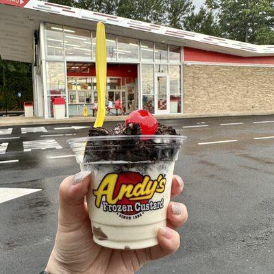 Andy's Kids' Sundae with Oreos