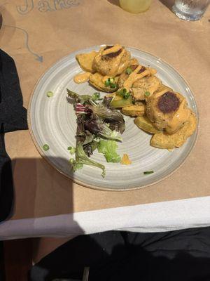 Crab cakes and Fried Green Tomatoes