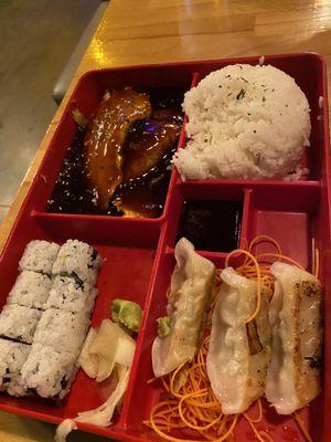 Salmon bento box. Very food, but the samon teriyaki sauce a bit sweet and aloy