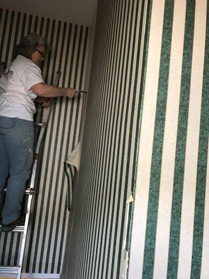 Removing Wallpaper in Stairwell