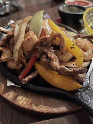 Trio Fajitas