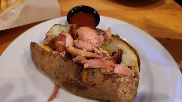 Loaded baked potato with chicken