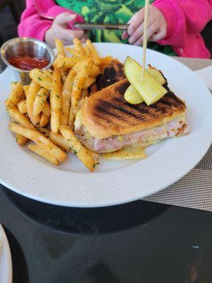 Cuban sandwich with garlic fries