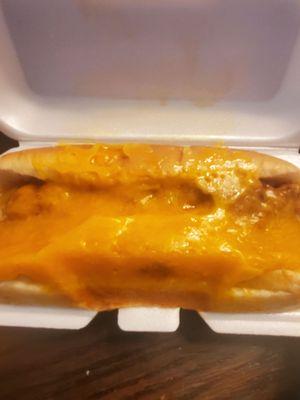 Chili cheese dog