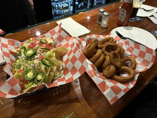 Terrible nachos, good rings!