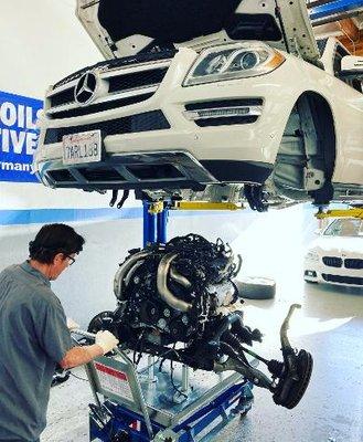 Mercedes Benz GL550 Engine replacement.