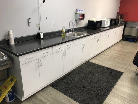 Forest Park, IL
 New cabinets and counter in warehouse lunch room.