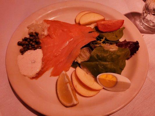 Smoked salmon appetizer