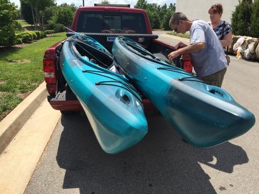 Friend taking home 2 yaks! Perception Hook Angler 10.5 from Dick's Sporting Goods @ Bridge Street in Huntsville, AL. 20160530