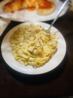 Creamy Alfredo Pasta Chicken Fettuccini