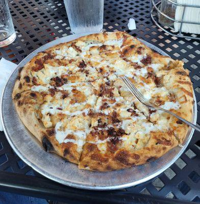 Buffalo chicken pizza