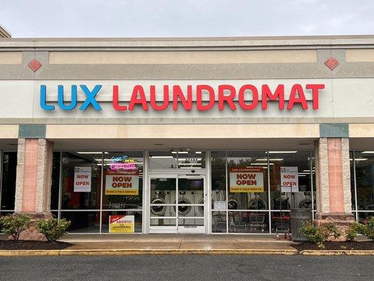 Lux Laundromat