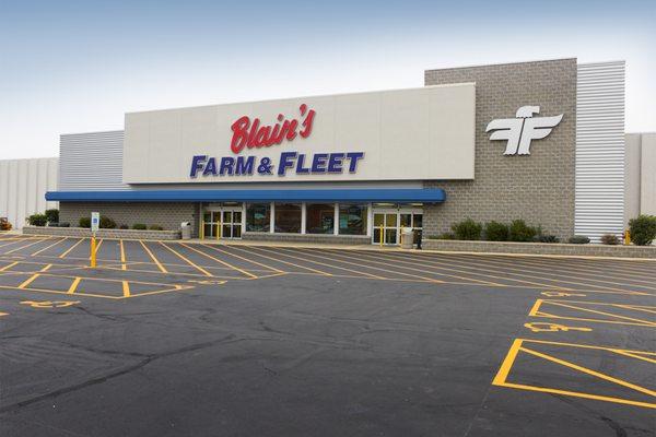 Blain's Farm & Fleet - Urbana, IL storefront